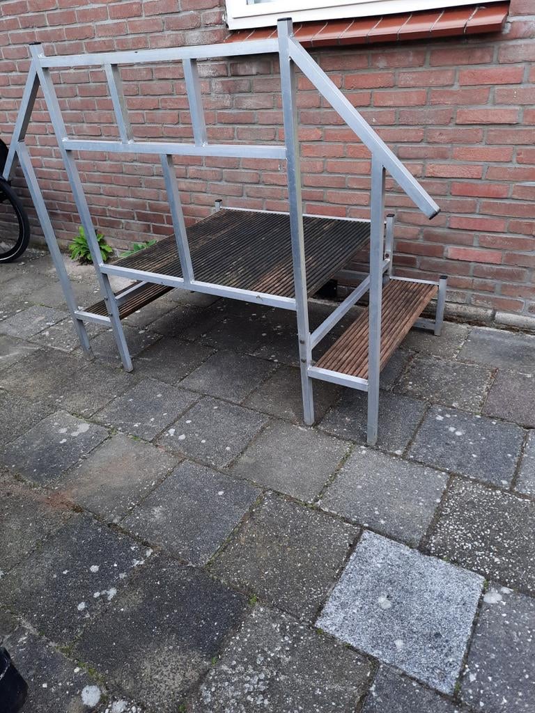Te koop trapje voor chalet of caravan, Ophalen
