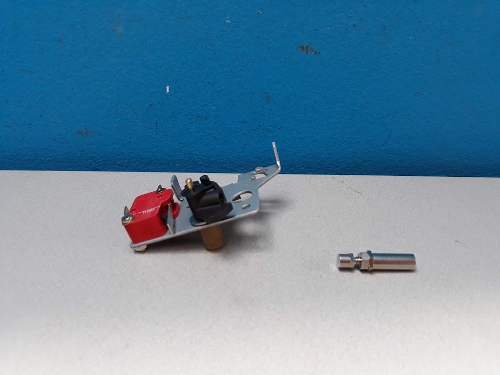 Plaat Microschakelaar Vaillant VCW242 CWK24-12 Art.nr.73248, Niet ingevuld, Cv-ketel of Combi-ketel, Niet ingevuld, Nieuw