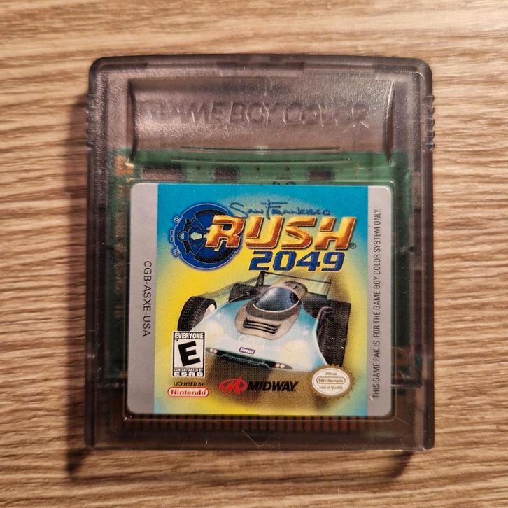San Francisco Rush 2049 gameboy color, Spelcomputers en Games, Games | Nintendo Game Boy, Zo goed als nieuw, Racen en Vliegen