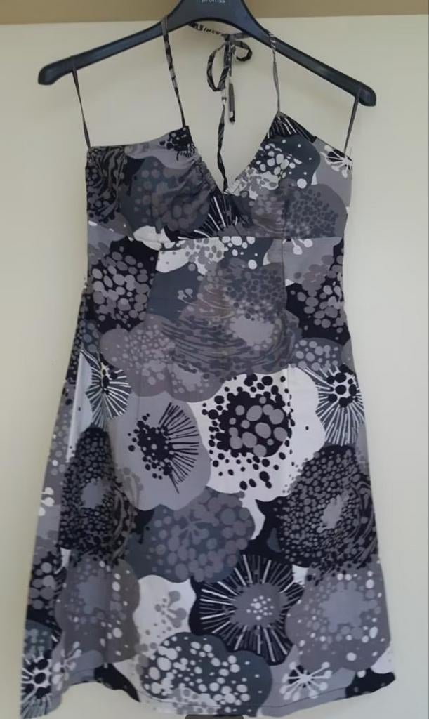 Halter zomerjurkje, Ophalen of Verzenden, Zo goed als nieuw, Maat 38/40 (M), Boven de knie