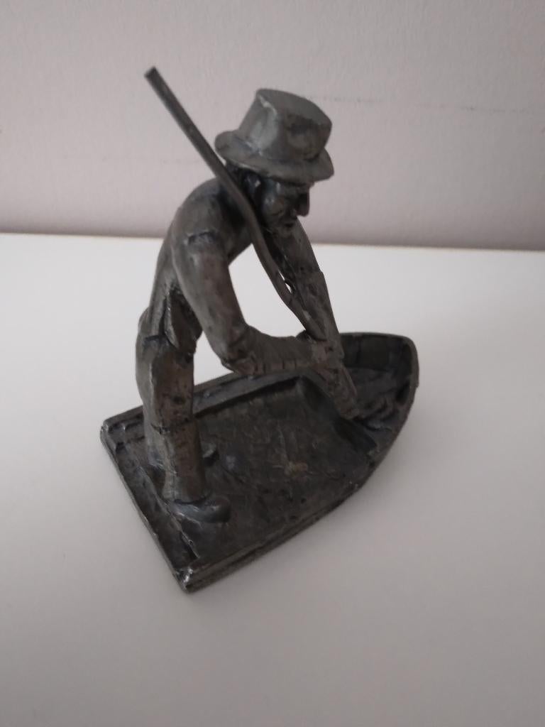 bootje met man oude ambachten met merkteken, Ophalen of Verzenden