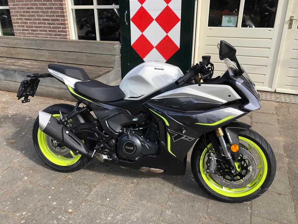 Benelli TORNADO 550 ABS E5+ (bj 2026), Strada Fornace Vecchia 30
61122  Pesaro, IT, Bedrijf, Support@benelli.com, Super Sport
