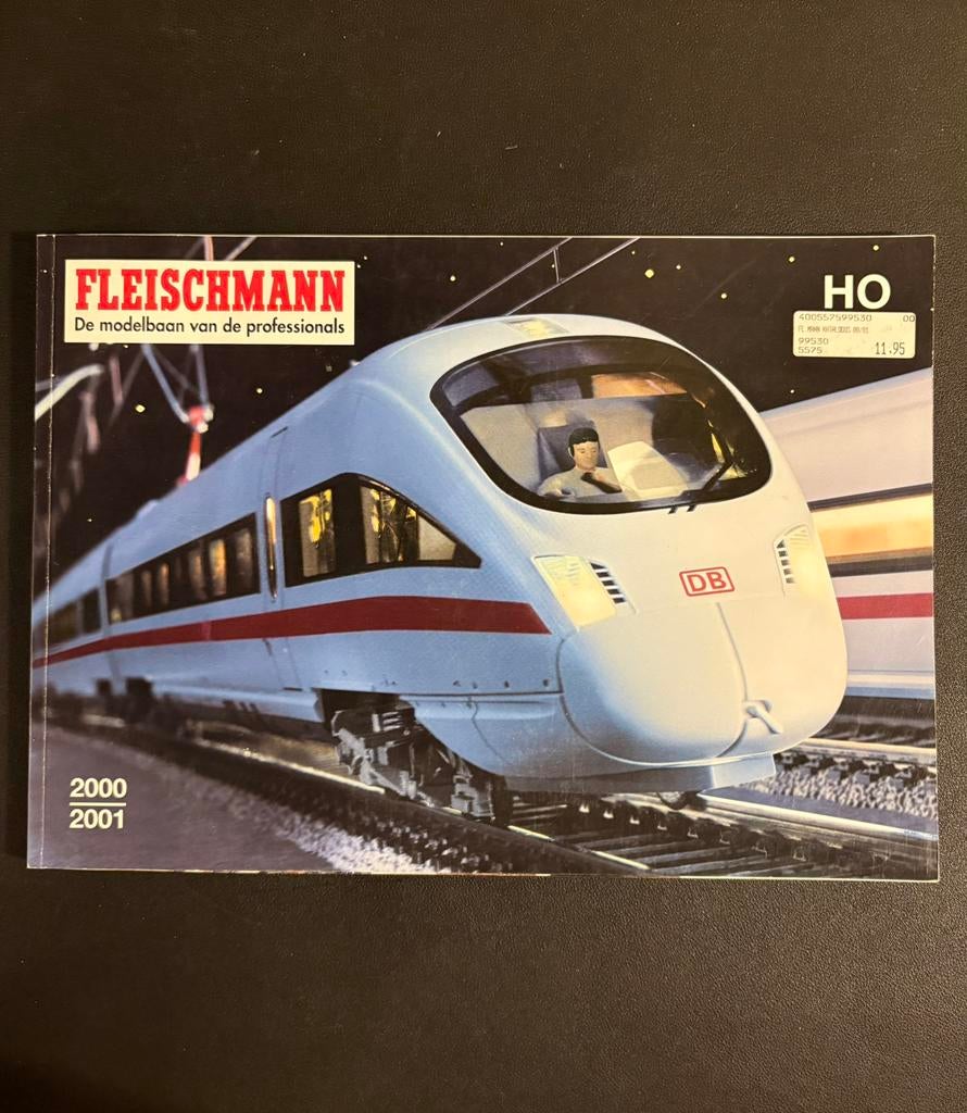 Fleischmann - brochure H0 (2000-2001), Hobby en Vrije tijd, Gelijkstroom, Fleischmann, Zo goed als nieuw, Boek, Tijdschrift of Catalogus