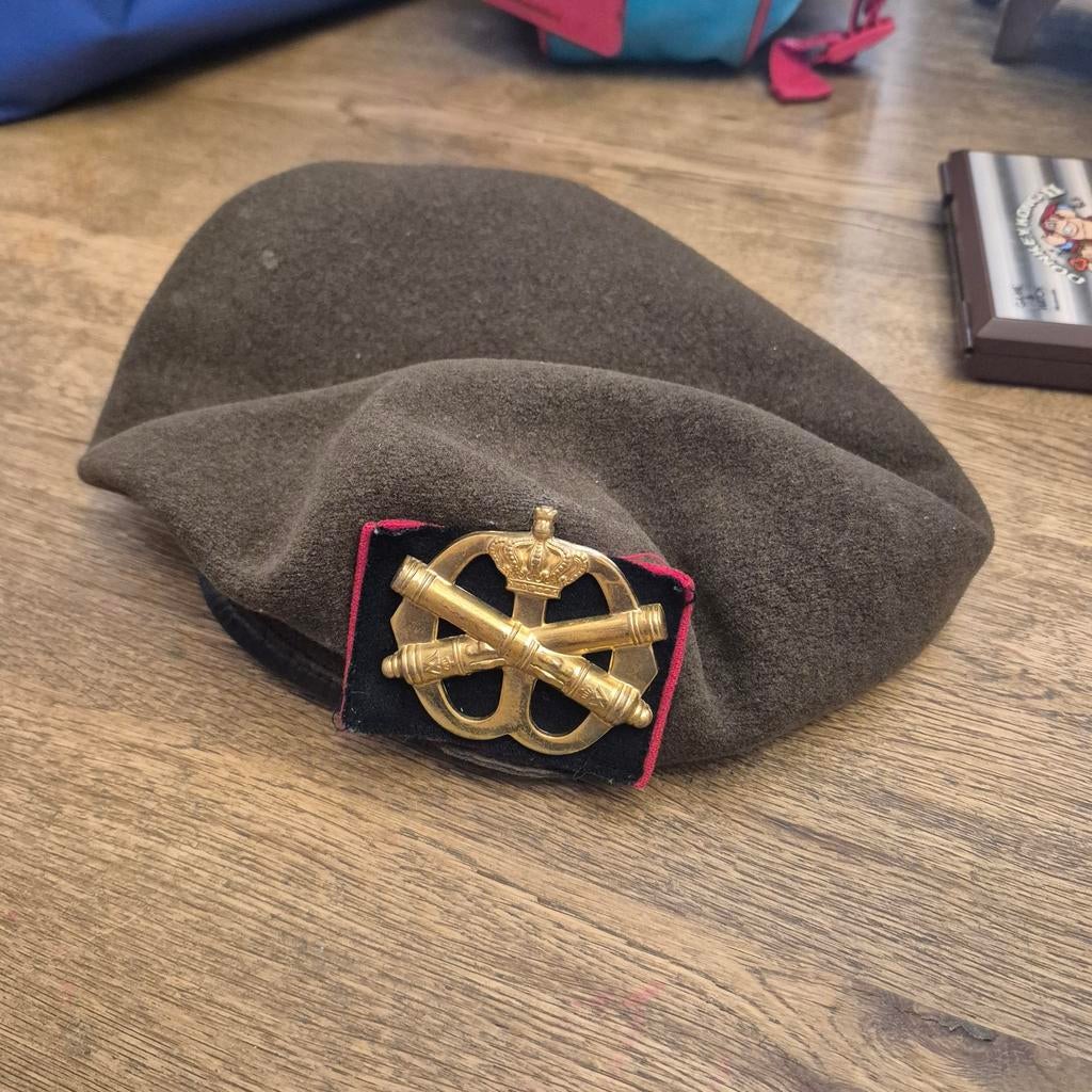 Vintage Nederlandse Landmacht Baret 1979 - Maat 58, Verzamelen, Ophalen of Verzenden, Landmacht, Nederland, Helm of Baret