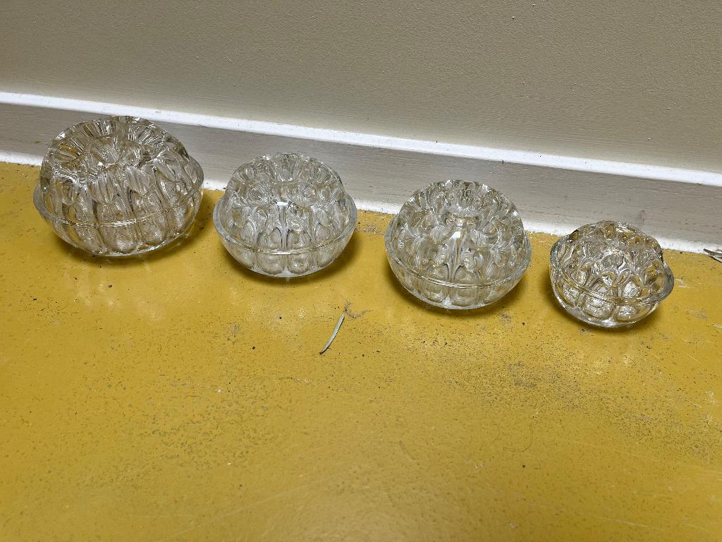 Bloemen vaasjes, Huis en Inrichting, Woonaccessoires | Vazen, Overige kleuren, Ophalen of Verzenden, Minder dan 50 cm, Glas