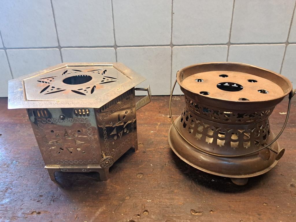 Antieke theelichten.   Branden op spiritus., Ophalen of Verzenden