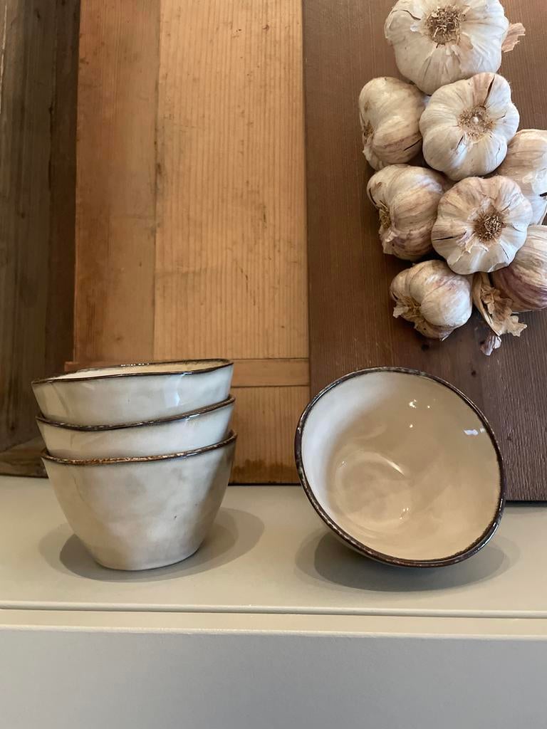 Set van 4 kleine schaaltjes, Huis en Inrichting, Overige materialen, Gebruikt, Schaal, Rond