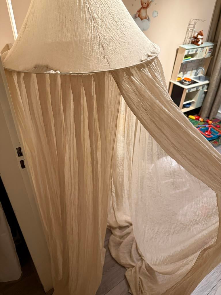 Mooie crèmekleurige klamboe voor baby- of kinderkamer, Ophalen of Verzenden, Zo goed als nieuw, Klamboe