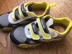 Nieuwe GEOX schoenen maat 32 van, Schoenen, Nieuw, Ophalen of Verzenden, Jongen