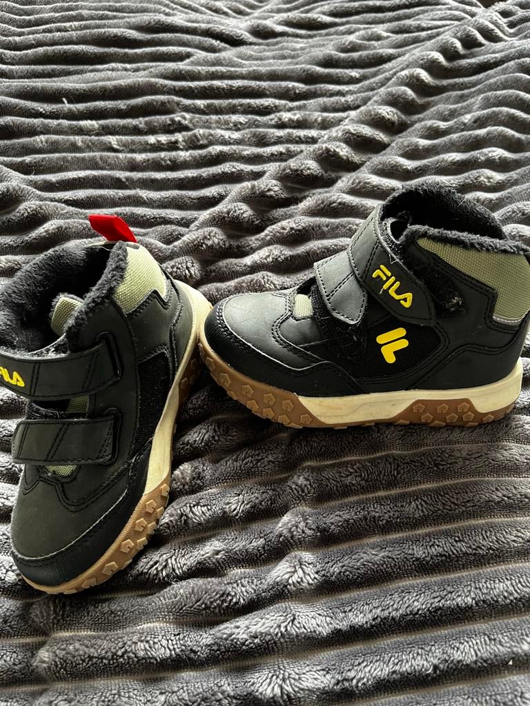 Fila schoenen maat 25, Ophalen of Verzenden, Zo goed als nieuw, Jongen of Meisje, Schoenen