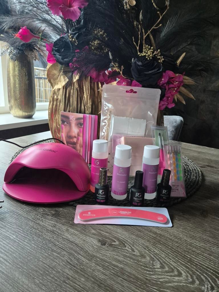 Pink gellac set, Ophalen, Zo goed als nieuw, Overige kleuren, Handen en Nagels