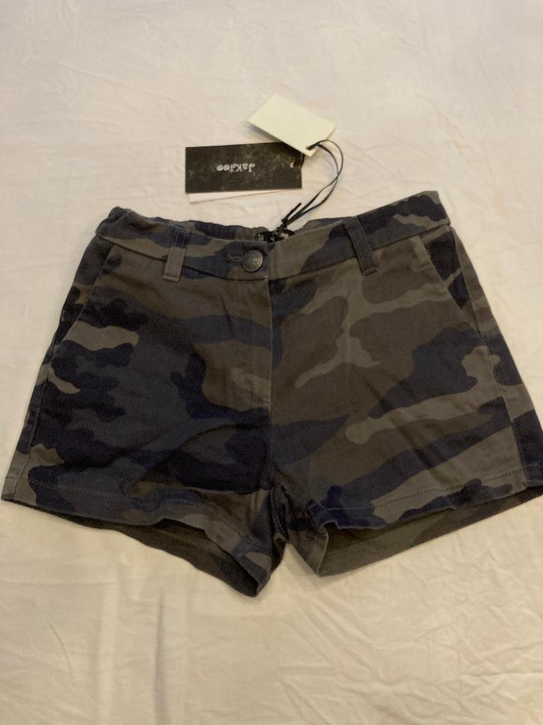 Monnalisa jakioo korte broek leger kleuren maat 152 12y!, Kinderen en Baby's, Kinderkleding | Maat 152, Broek, Meisje, Ophalen of Verzenden