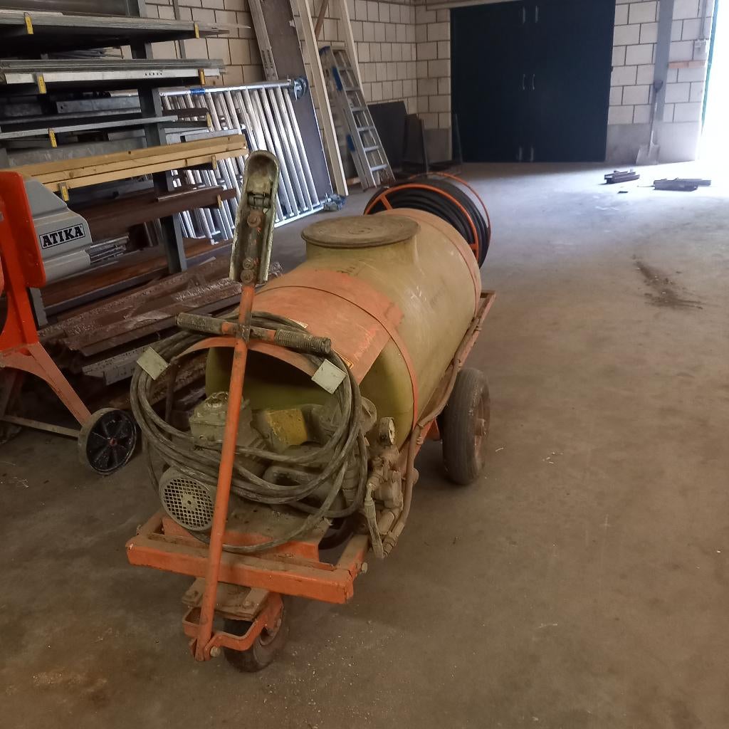motorvatspuit, Ophalen, Gebruikt, Ongediertebestrijding