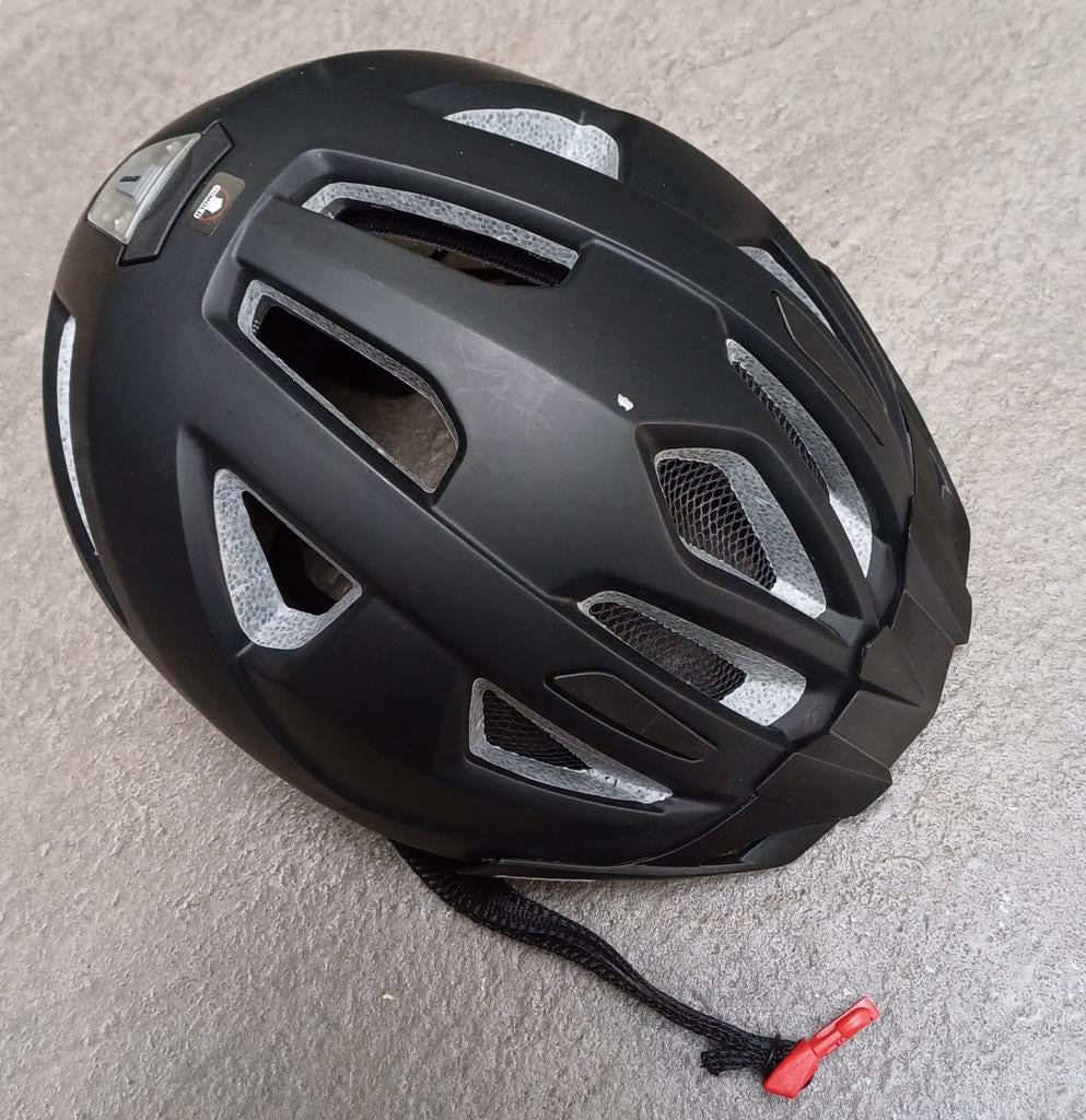 Zwarte fietshelm maat L/XL met lichtalarm, Ophalen of Verzenden, Zo goed als nieuw, XL, Heer of Dame