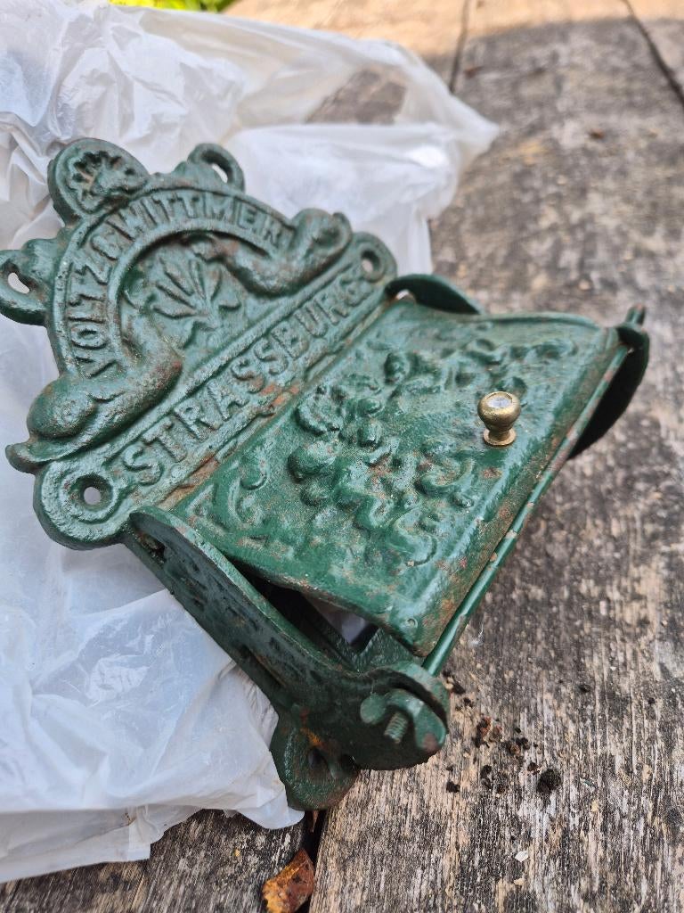 Mooi gedecoreerde oude gietijzeren wc-rolhouder groen, Antiek en Kunst, Ophalen of Verzenden