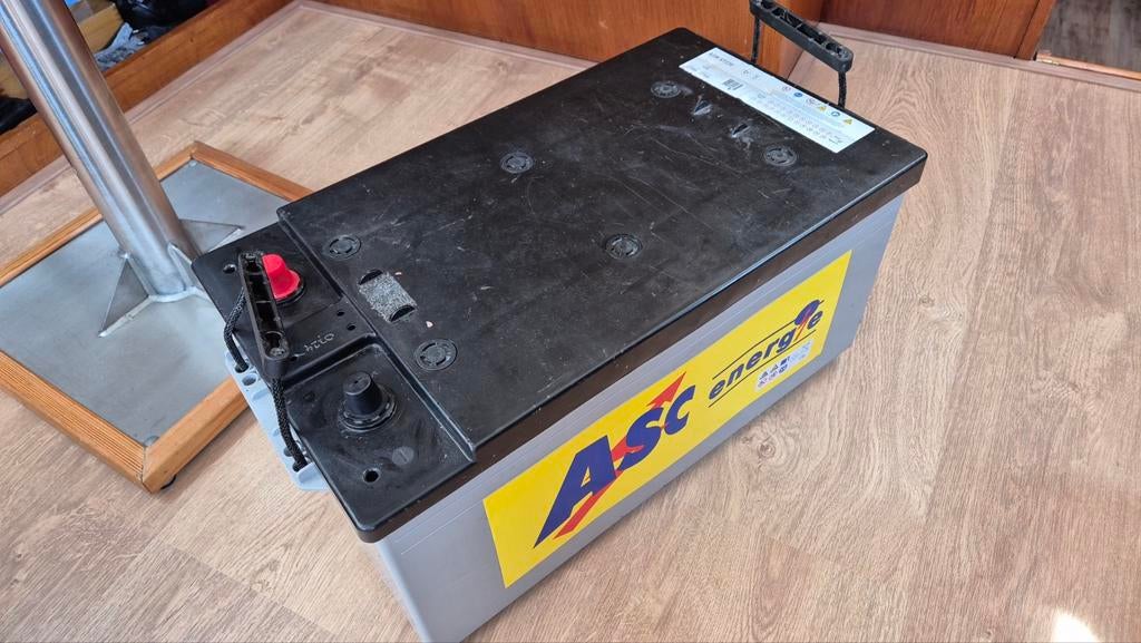 AGM Accu 220AH 12 volt, Ophalen, Motor en Techniek