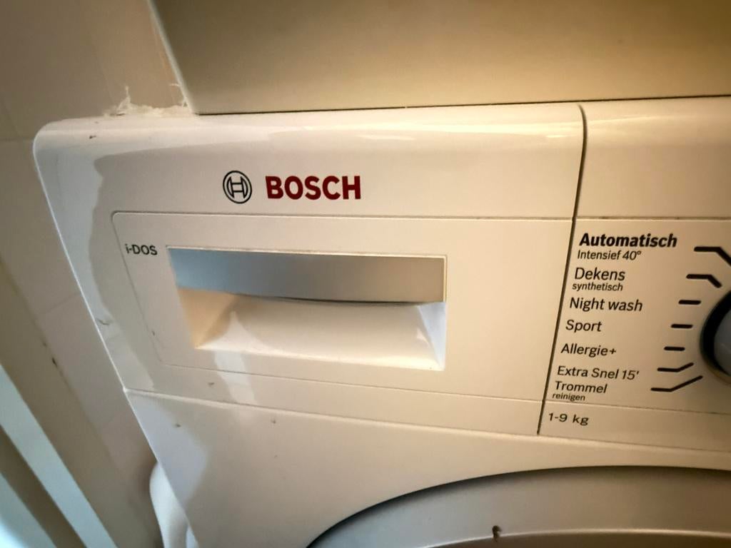 Bosch Serie 8 Wasmachine – 9 kg – Goede staat, Ophalen, 1200 tot 1600 toeren, Gebruikt, Minder dan 85 cm