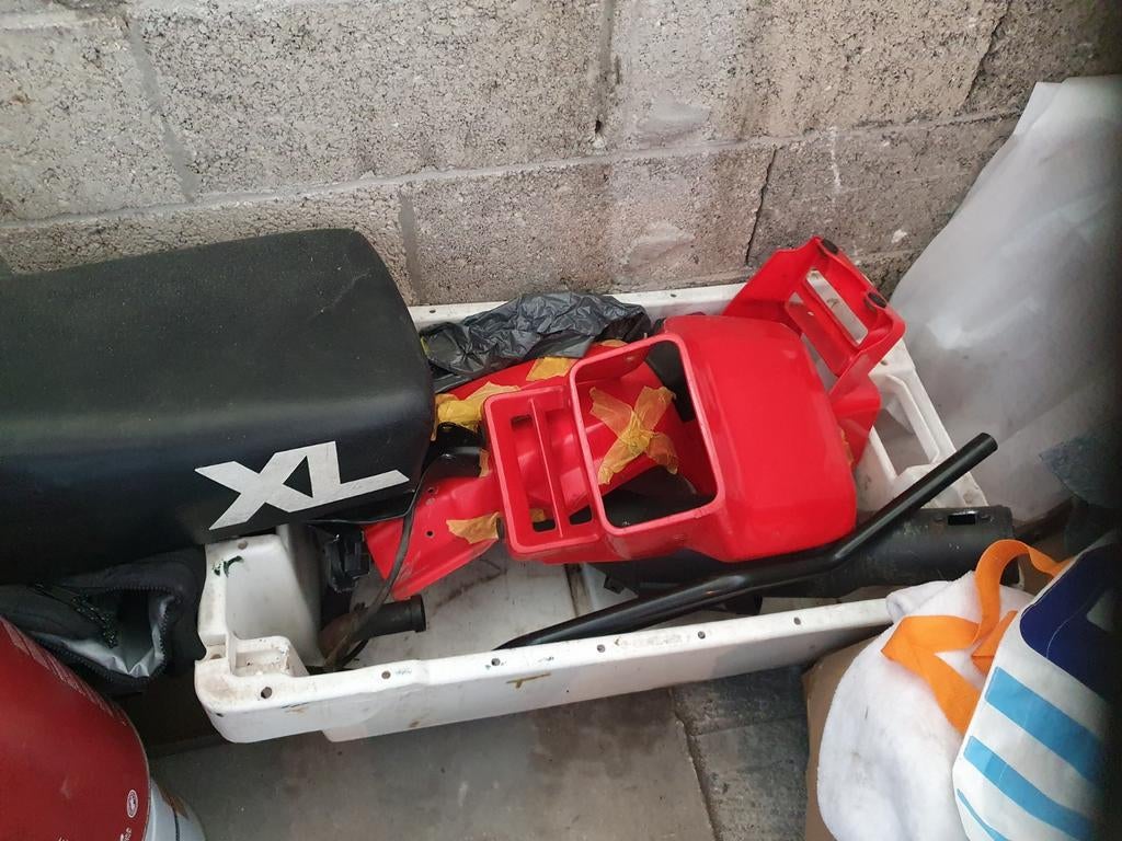 Onderdelen honda xl 600, Motoren, Ophalen of Verzenden