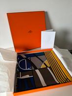 Sjaal - foulard - hermes, Ophalen of Verzenden, Zo goed als nieuw, Maat 46/48 (XL) of groter, Sjaal