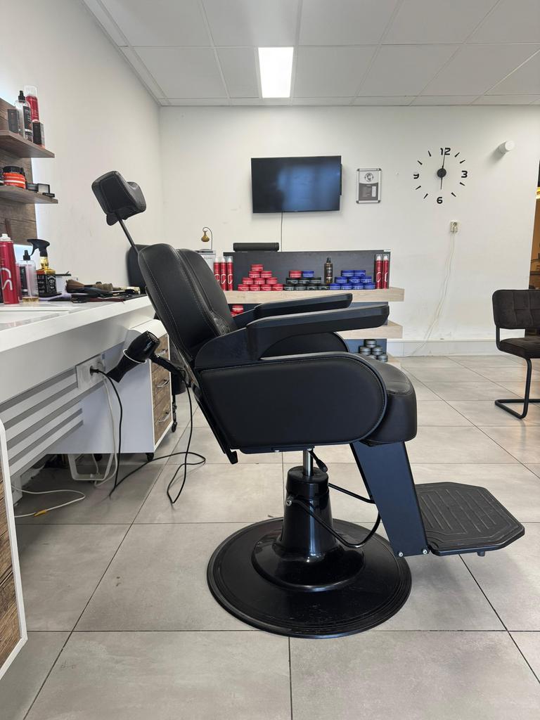 kapper spullen, Diensten en Vakmensen