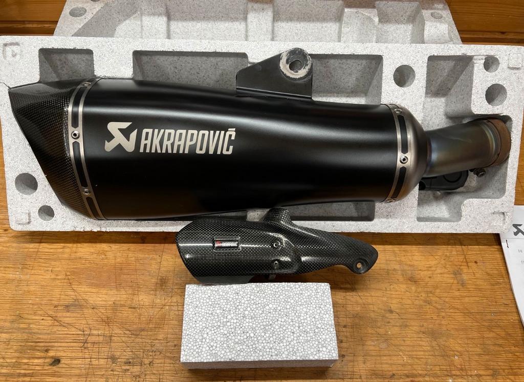 Akrapovic BMW R1250 RS/R uitlaat, Ophalen of Verzenden, Gebruikt