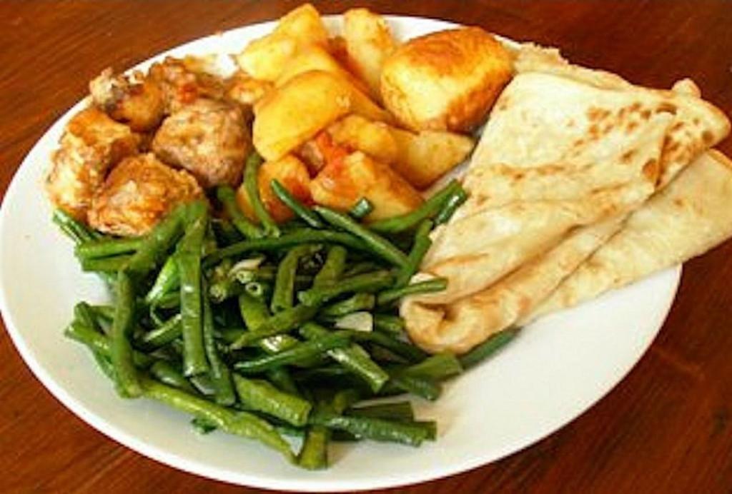 kookboek SURINAME kookboeken Surinaamse keuken (5 boeken) *, Verzenden, Gezond koken, Tapas, Hapjes en Dim Sum, Zo goed als nieuw