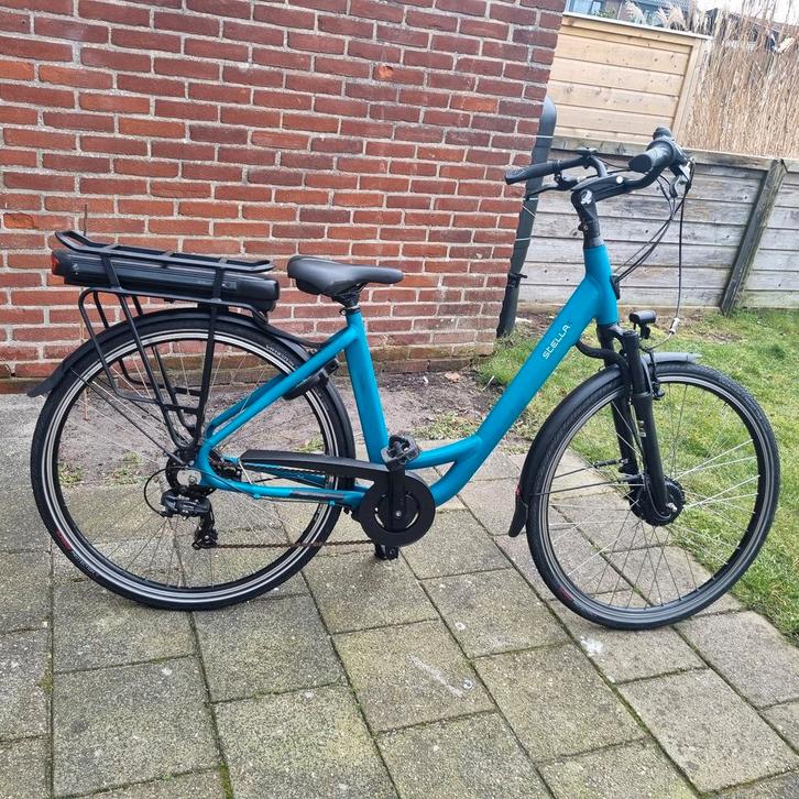 Stella, Fietsen en Brommers, Elektrische fietsen, Zo goed als nieuw, Overige merken, 47 tot 51 cm, Ophalen