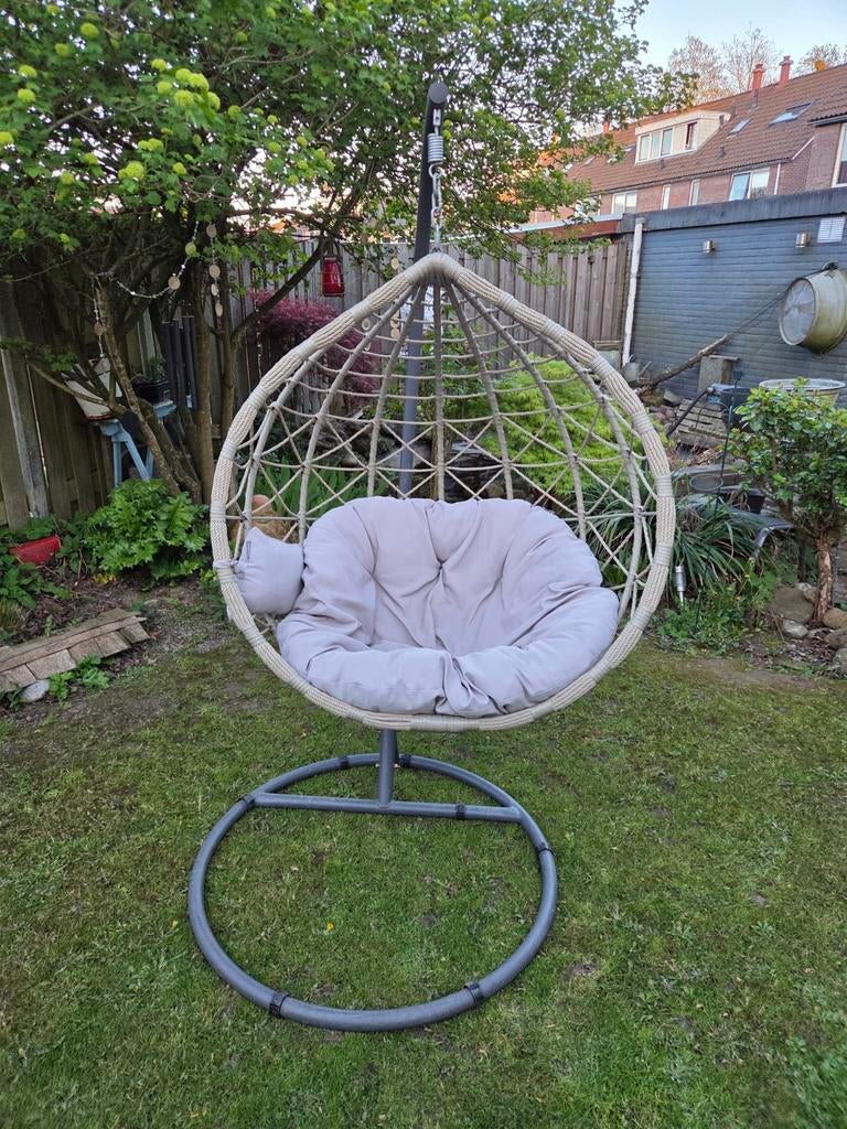 Hangstoel, tuinstoel zo goed als nieuw, Ophalen, Zo goed als nieuw