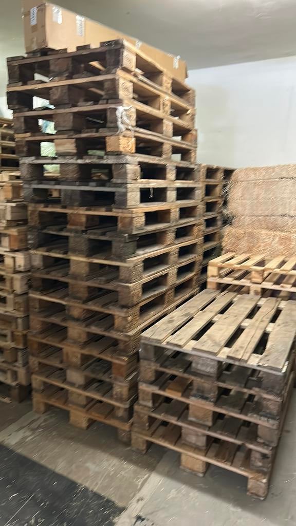 33 europallets gebruikt, afhalen in Ede, Doe-het-zelf en Verbouw, Hout en Planken, Ophalen, Zo goed als nieuw, Pallet, Minder dan 200 cm