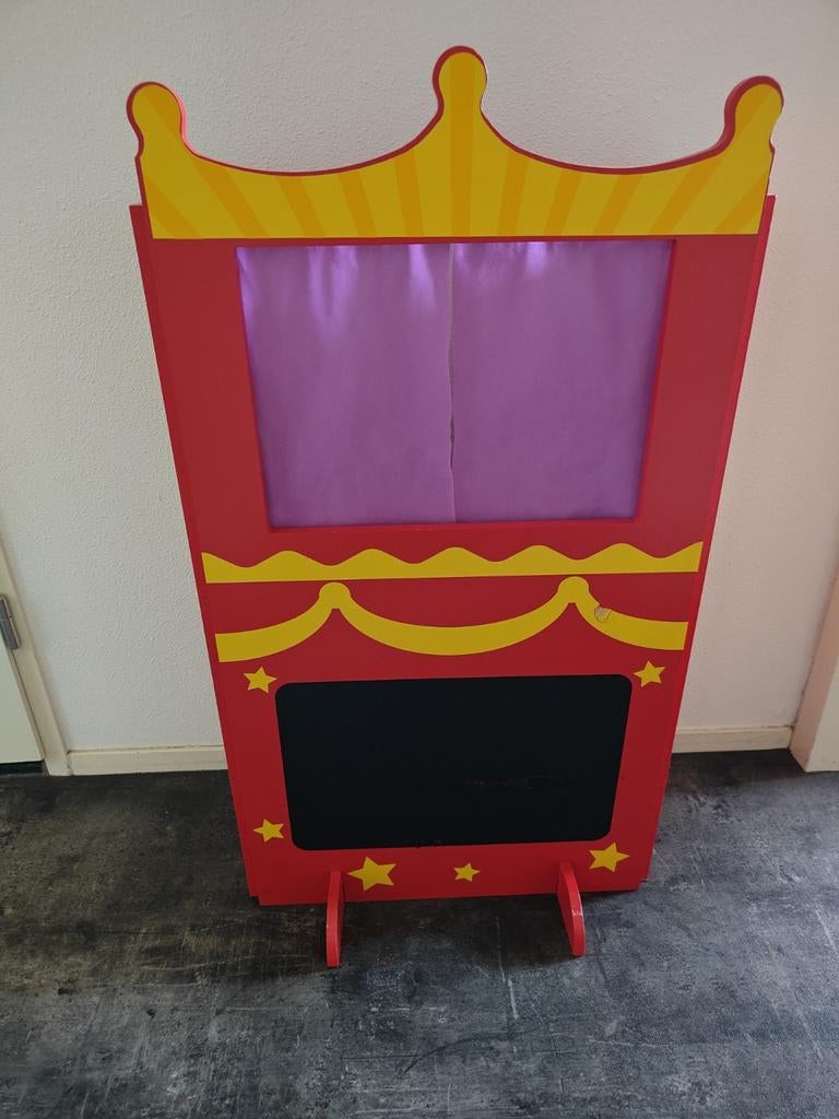Leuke Poppenkast - Nog Netjes!, Ophalen, Gebruikt, Jongen of Meisje