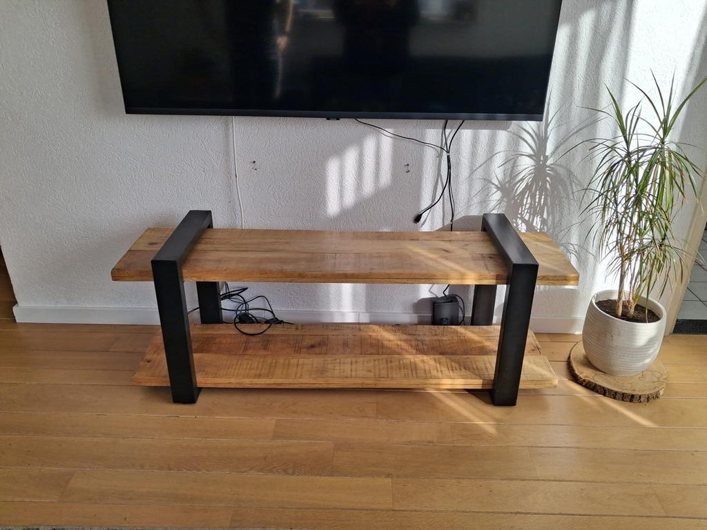 Mangohouten TV meubel/sidetable - 150 cm breed, Ophalen, Gebruikt, 100 tot 150 cm, 25 tot 50 cm