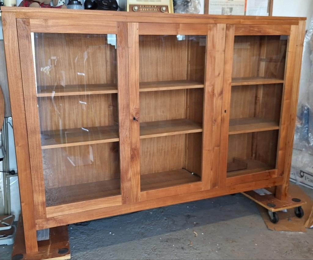 Teak houten vitrinekast met glazen deuren en planken, Huis en Inrichting, Kasten | Buffetkasten, Ophalen, Met deur(en), 150 tot 200 cm