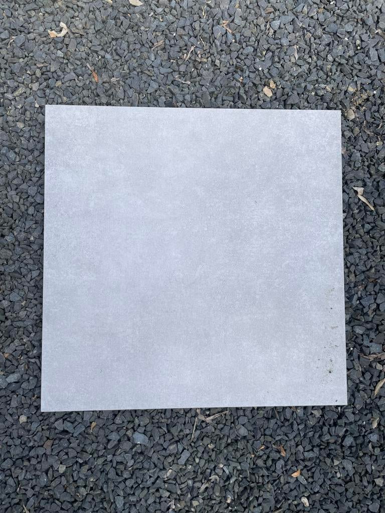 34 Nieuwe Badkamer/Toilet Tegels 60x60 grijs/beige, Doe-het-zelf en Verbouw, Tegels, Ophalen, 60 cm of meer, Nieuw, 10 m² of meer