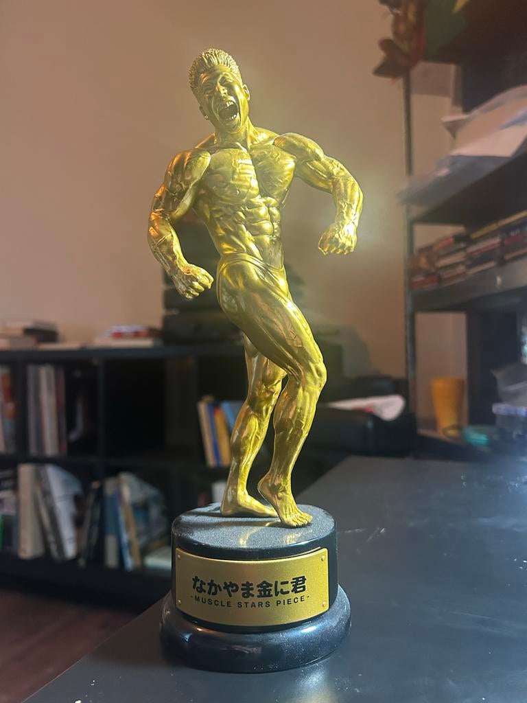 Gouden Japanse Bodybuilder Beeldje - Muscle Stars Piece, Verzamelen, Beelden en Beeldjes, Ophalen, Zo goed als nieuw, Mens