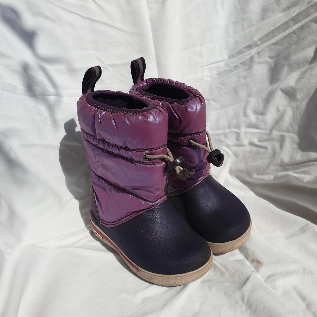 Leuke paarse snowboots. Mt 24/25. Merk CROCS, Kinderen en Baby's, Kinderkleding | Schoenen en Sokken, Meisje, ., Ophalen of Verzenden
