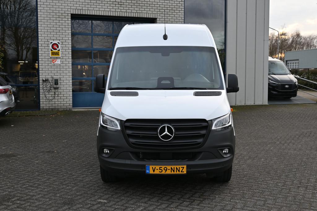 Mercedes-Benz Sprinter 317 CDI L2H2 Pro LED, Geveerde stoel,, Automaat, Achterwielaandrijving, Euro 6, 4 cilinders