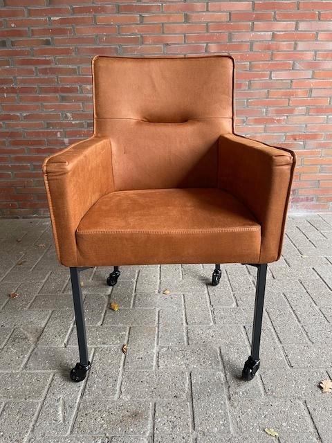 Eetkamer stoel Eco leer kleur Cognac  op wielen voorraad, Huis en Inrichting, Stoelen, Nieuw, Vijf, Zes of meer stoelen, Leer