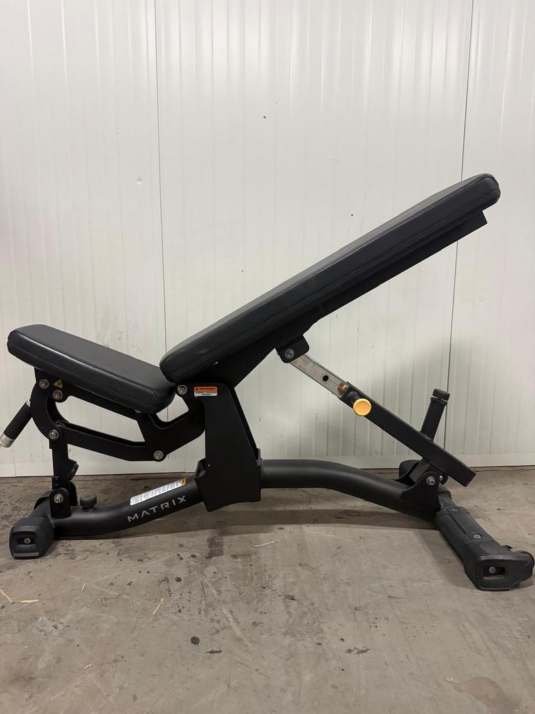 Matrix Adjustable bench/ verstelbare halterbank/ black, Sport en Fitness, Fitnessmaterialen, Ophalen, Gebruikt, Overige typen