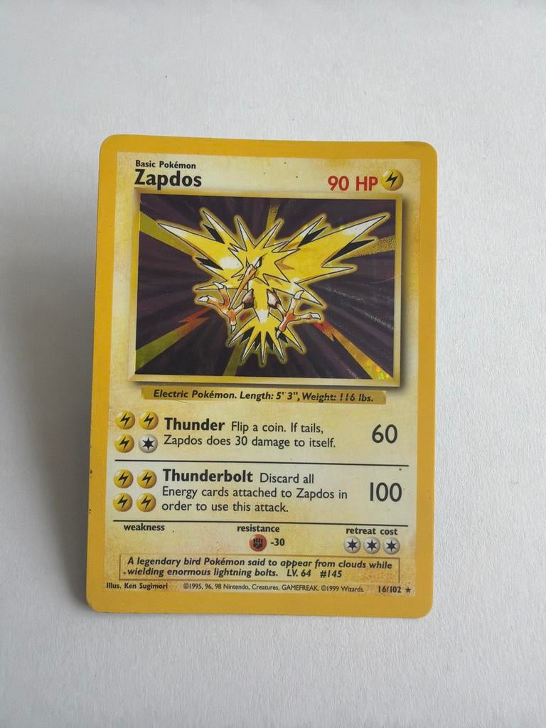 Pokémon kaart Zapdos 16/102, Ophalen of Verzenden, Gebruikt, Losse kaart, Foil