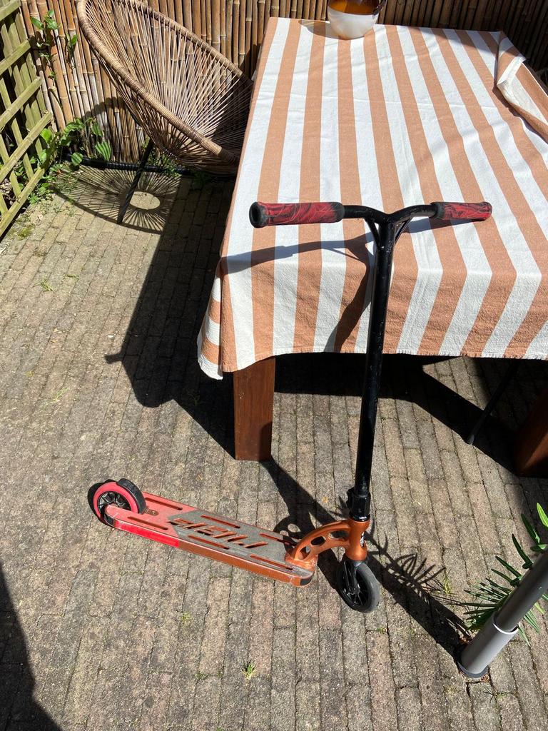 Stuntstep MGP rood, Fietsen en Brommers, Steps, Ophalen, Zo goed als nieuw, Gewone step