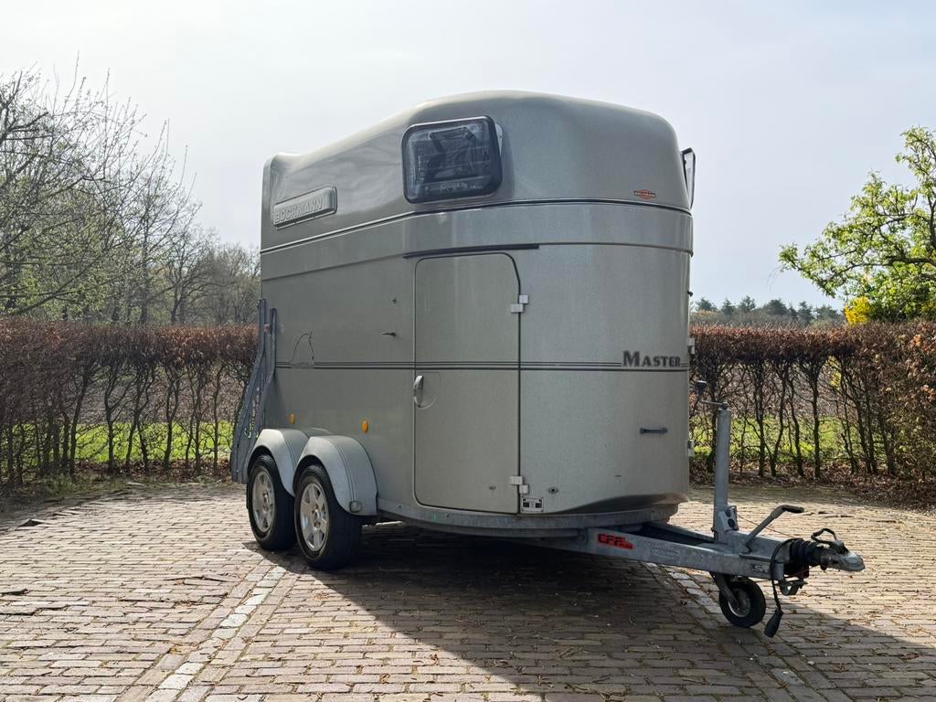 NIEUW & AKTIE: 1,5 Paards Sirius S45 ALU Trapbescherming ALUplast bodem Deur/klepcombi
