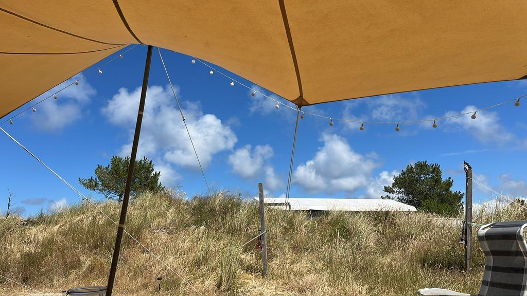Tent te huur-Vlieland-Stortemelk-de Waard-kamperen, Ophalen, Zo goed als nieuw, Tot en met 4
