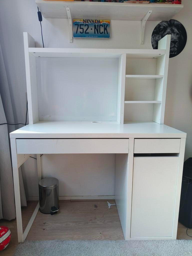 Bureau IKEA, Huis en Inrichting, Ophalen of Verzenden