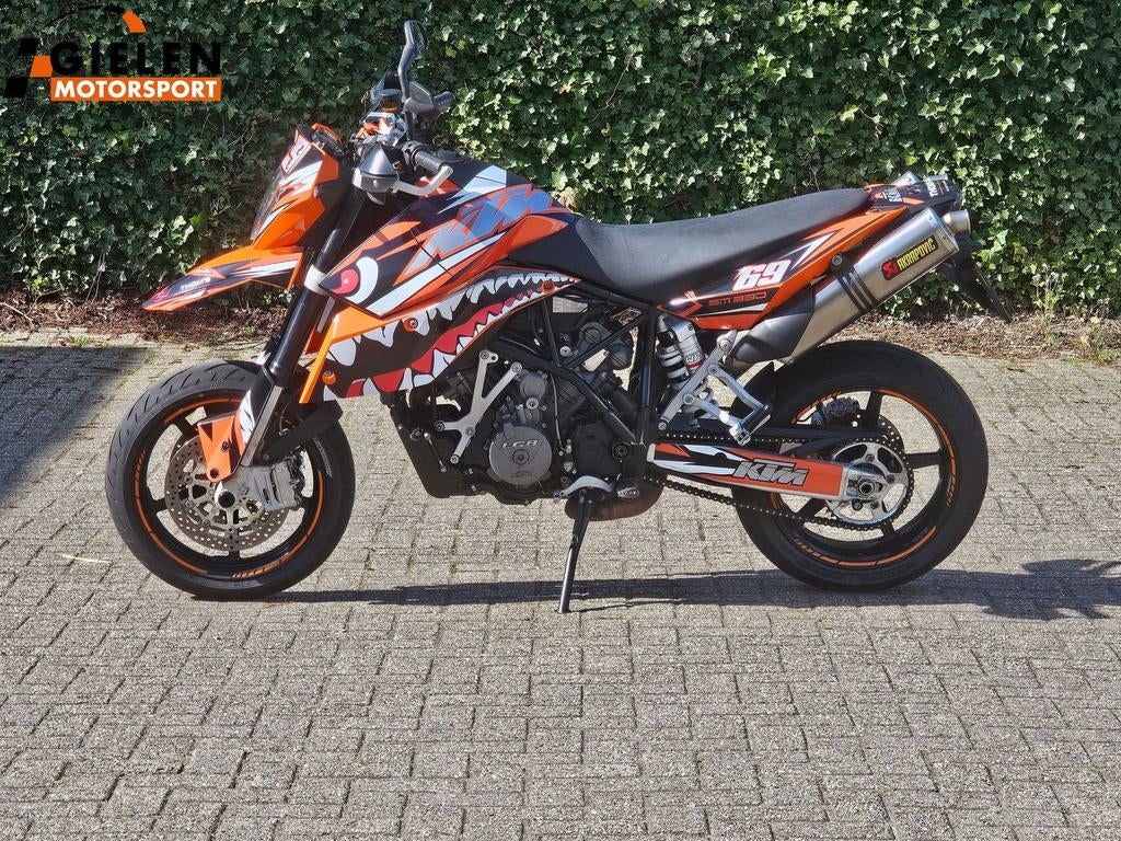 KTM 990 SUPERMOTO (bj 2008), Motoren, 2 cilinders, KTM, Motorrijbewijs A, Bedrijf