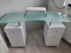 Mooie nageltafel met lades en kasten, Ophalen of Verzenden, Gebruikt, Bureau
