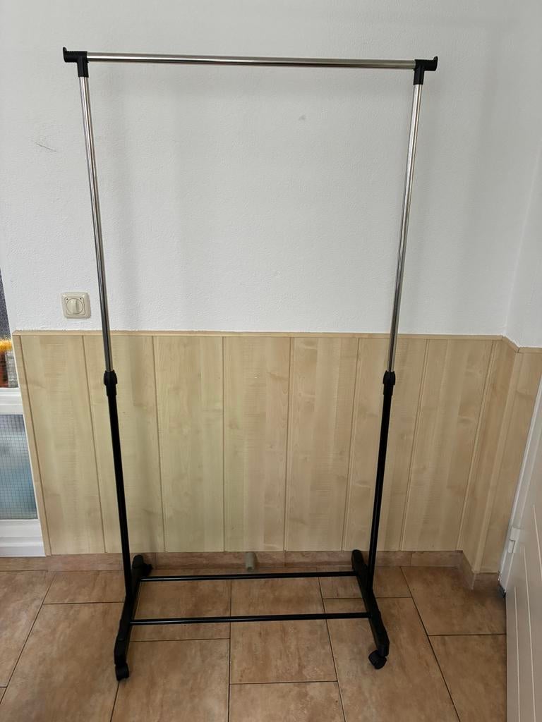 Kledingrek 80x42 op wieltjes, Ophalen of Verzenden, Zo goed als nieuw