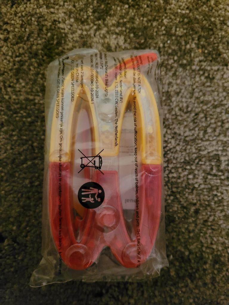 Nieuwe McDonald's fietslampjes (originele verpakking), Waterbestendig, Nieuw, Ophalen of Verzenden, Batterij