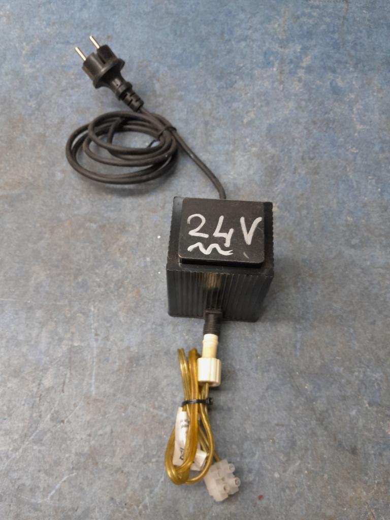 Trafo 230v in 24v uit 72VA, Hobby en Vrije tijd, Elektronica-componenten, Ophalen of Verzenden, Gebruikt