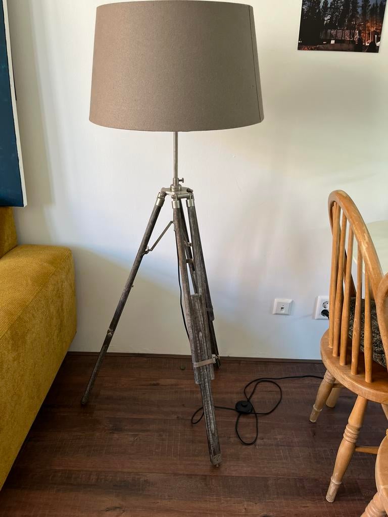 Verstelbare staanlamp, Ophalen, Zo goed als nieuw, 100 tot 150 cm