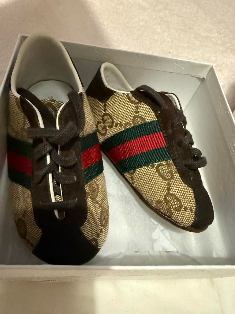 Gucci baby schoen maat 18, Kinderen en Baby's, Schoentjes, Jongetje of Meisje, Ophalen of Verzenden, Zo goed als nieuw